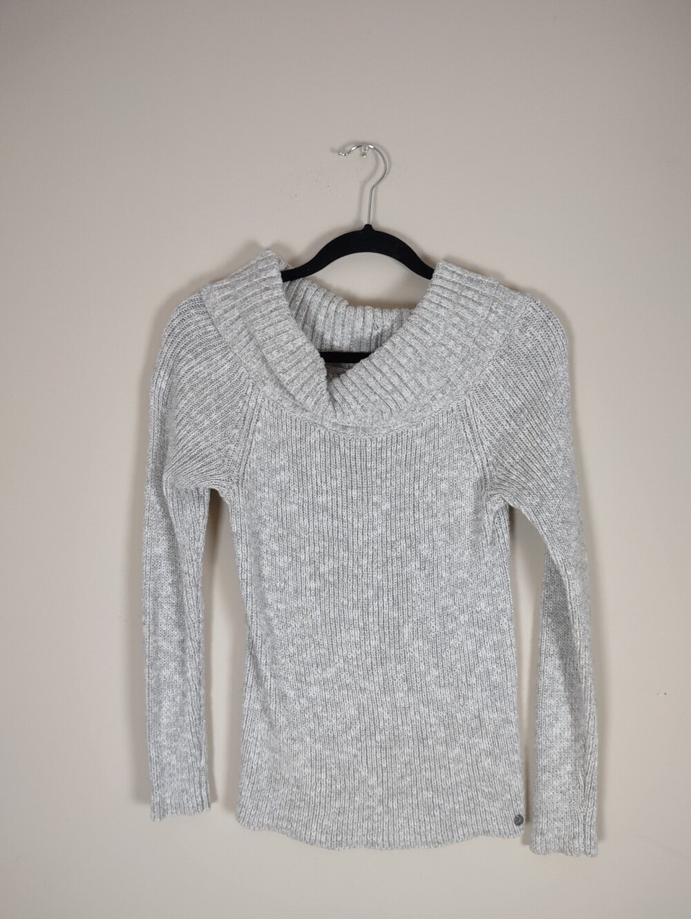 Hollister Light Gray Ribbed Cowl-Neck Sweater